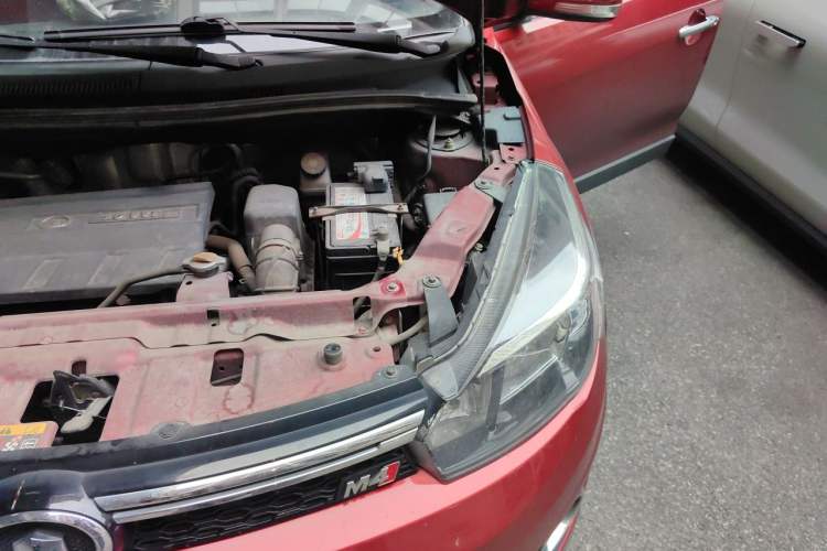 Used Great Wall M4 2012 1.5L Manual Elite Edition Engine Bay Left