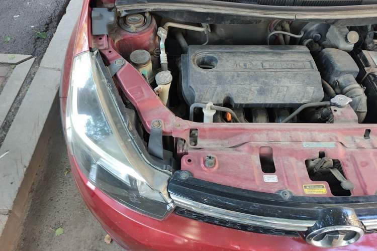 Used Great Wall M4 2012 1.5L Manual Comfort Version Engine Bay Right