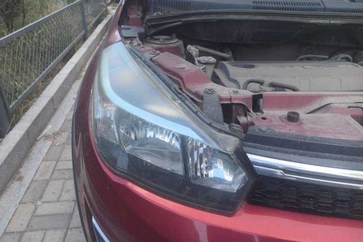 Used Great Wall M4 2012 1.5L Manual Elite Edition Engine Bay Right