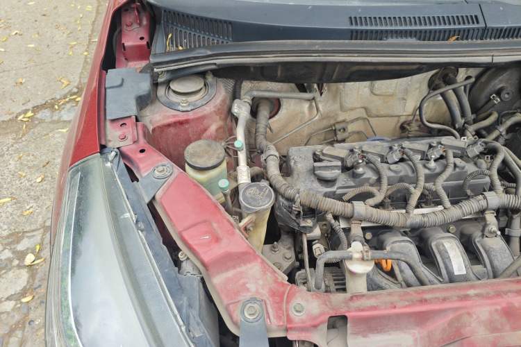 Used Great Wall M4 2012 1.5L Manual Luxury Version Engine Bay Right