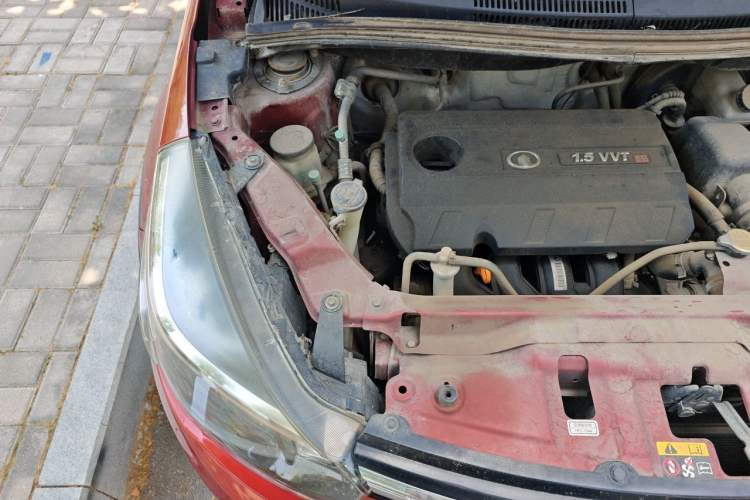 Used Great Wall M4 2012 1.5L Manual Comfort Version Engine Bay Right