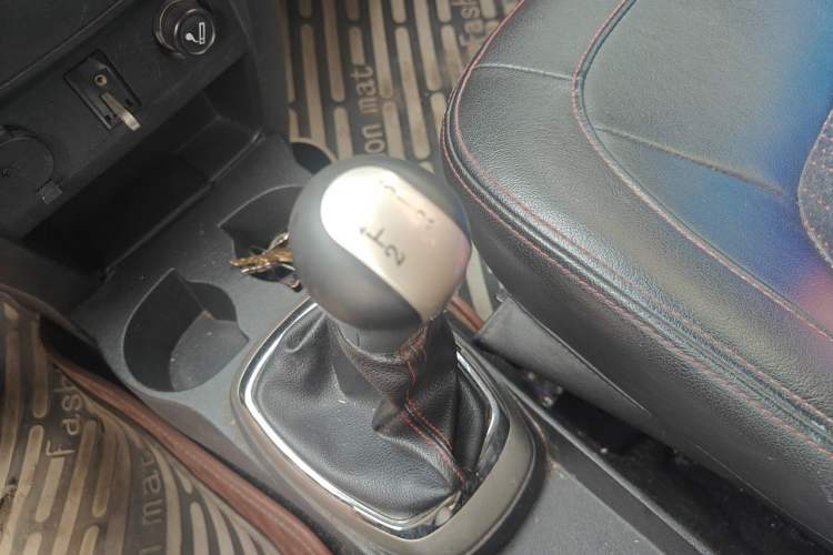 Used Great Wall M4 2012 1.5L Manual Comfort Version Gear Lever