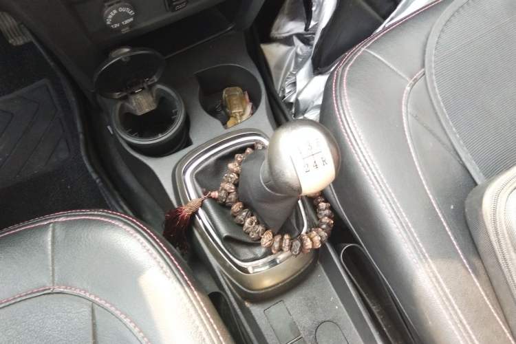 Used Great Wall M4 2012 1.5L Manual Luxury Version Gear Lever