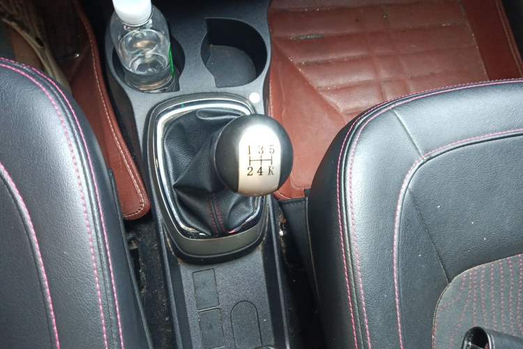Used Great Wall M4 2012 1.5L Manual Comfort Version Gear Lever