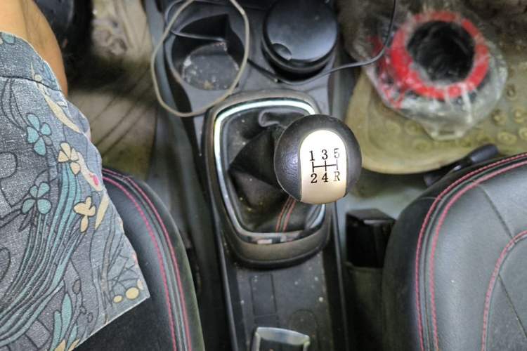 Used Great Wall M4 2012 1.5L Manual Luxury Version Gear Lever