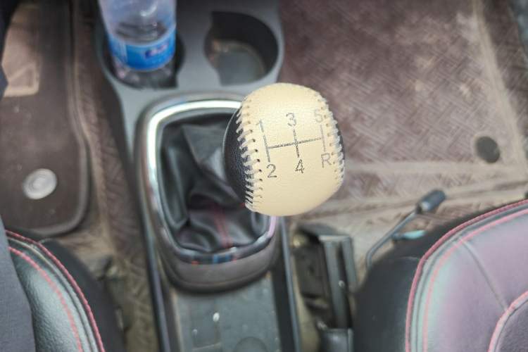 Used Great Wall M4 2012 1.5L Manual Luxury Version Gear Lever
