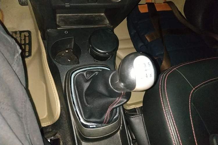 Used Great Wall M4 2012 1.5L Manual Comfort Version Gear Lever