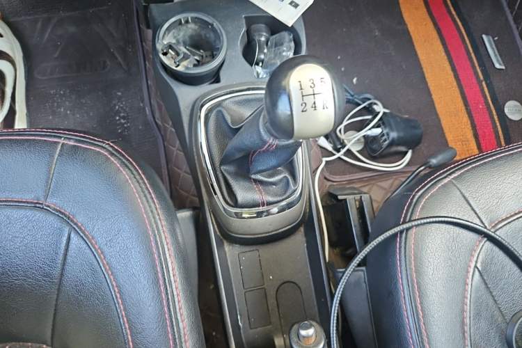 Used Great Wall M4 2012 1.5L Manual Luxury Version Gear Lever