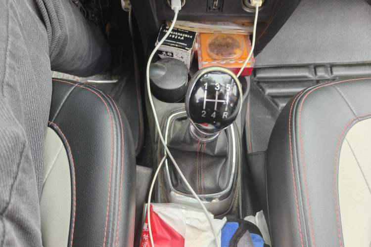 Used Great Wall M4 2012 1.5L Manual Comfort Version Gear Lever