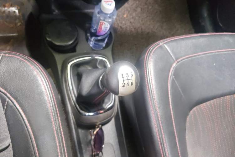 Used Great Wall M4 2012 1.5L Manual Luxury Version Gear Lever