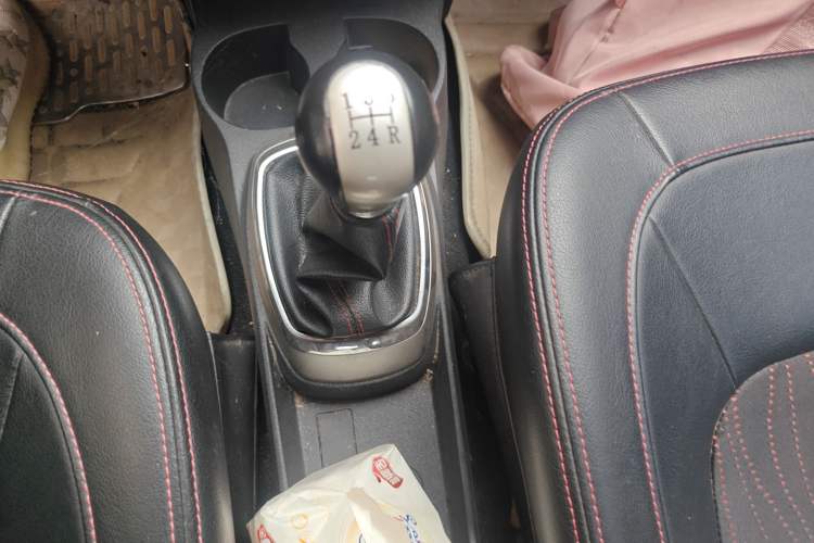 Used Great Wall M4 2012 1.5L Manual Luxury Version Gear Lever