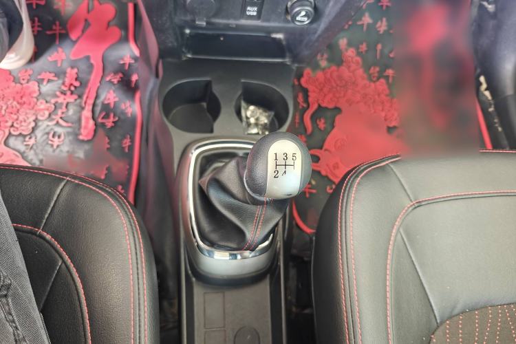 Used Great Wall M4 2012 1.5L Manual Luxury Version Interior 2