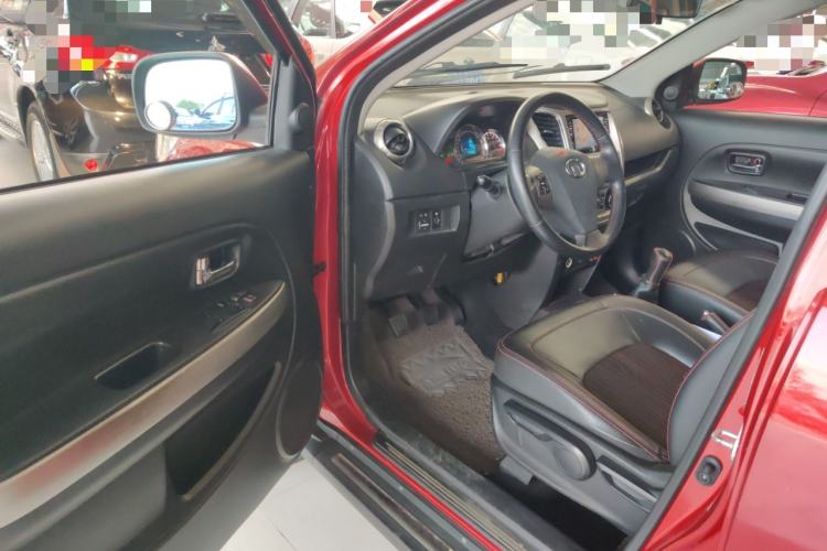 Used Great Wall M4 2012 1.5L Manual Luxury Version Interior 2
