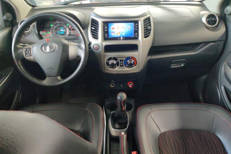 Used Great Wall M4 2012 1.5L Manual Luxury Version Interior 3
