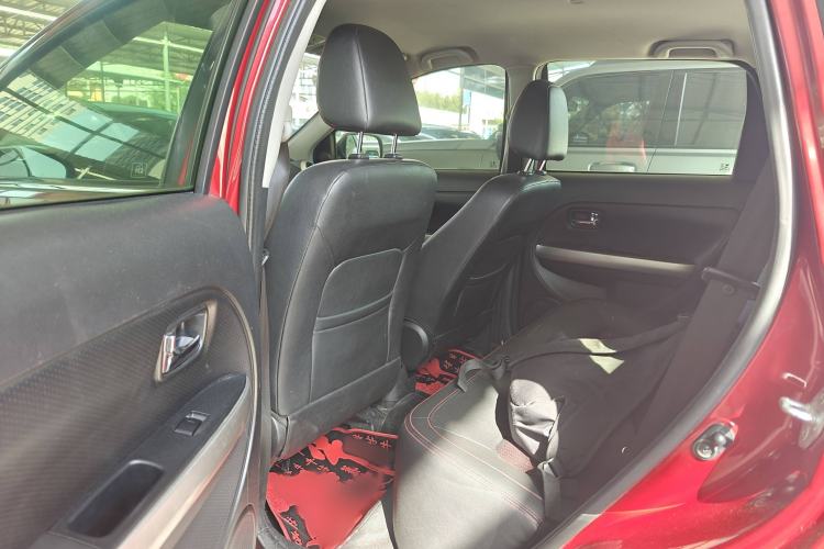 Used Great Wall M4 2012 1.5L Manual Luxury Version Interior 4