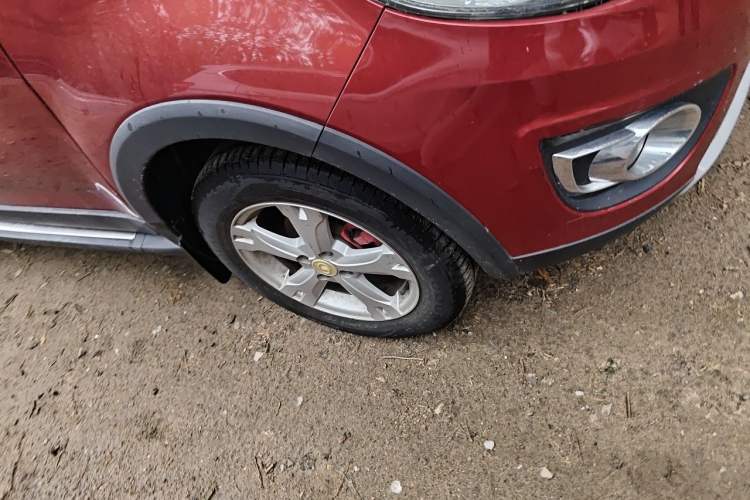 Used Great Wall M4 2012 1.5L Manual Comfort Version Right Front Wheel Hub