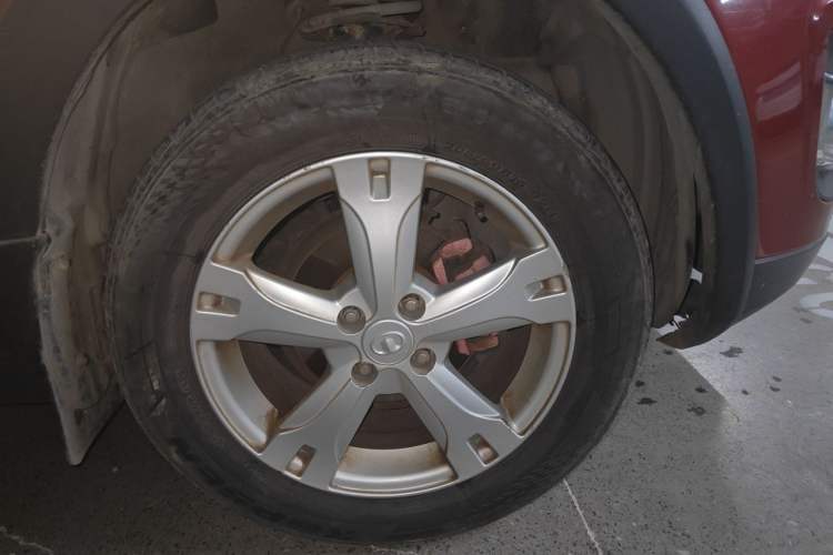 Used Great Wall M4 2012 1.5L Manual Comfort Version Right Front Wheel Hub