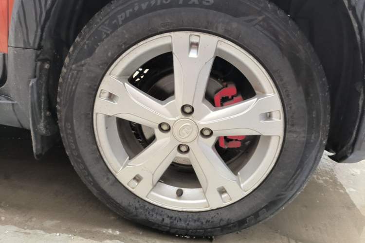 Used Great Wall M4 2012 1.5L Manual Comfort Version Right Front Wheel Hub