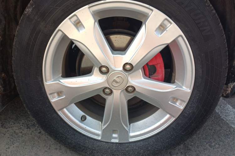 Used Great Wall M4 2012 1.5L Manual Comfort Version Right Front Wheel Hub