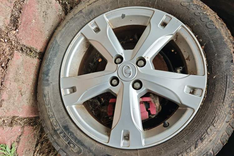 Used Great Wall M4 2012 1.5L Manual Luxury Version Right Front Wheel Hub