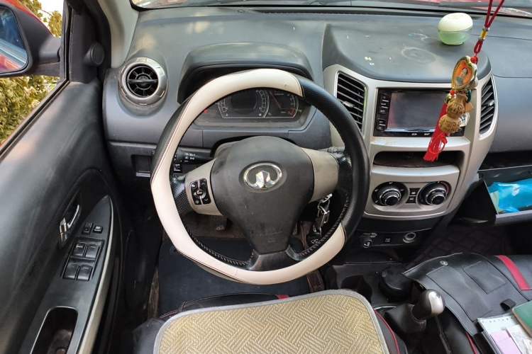Used Great Wall M4 2012 1.5L Manual Luxury Version Steering Wheel