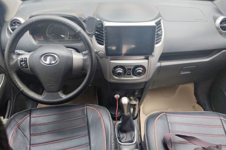 Used Great Wall M4 2012 1.5L Manual Comfort Version Center Console