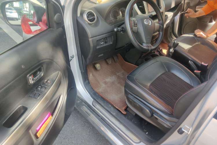 Used Great Wall M4 2012 1.5L Manual Comfort Version Driver Seat