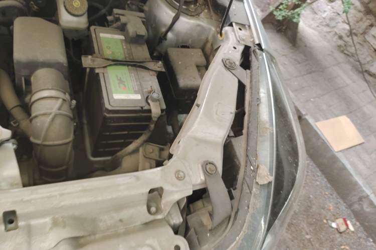 Used Great Wall M4 2012 1.5L Manual Luxury Version Engine Bay Left