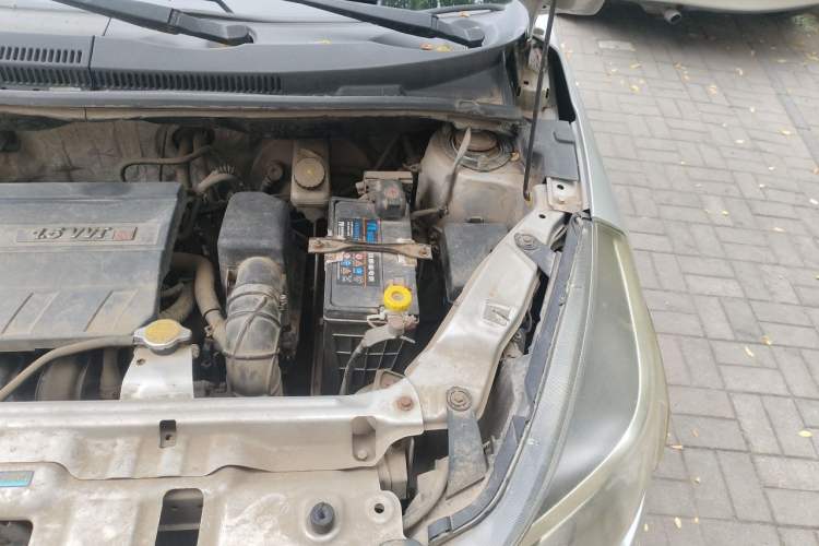 Used Great Wall M4 2012 1.5L Manual Luxury Version Engine Bay Left