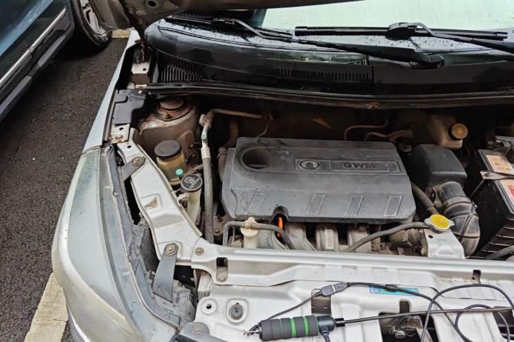 Used Great Wall M4 2012 1.5L Manual Comfort Version Engine Bay Right