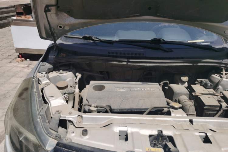 Used Great Wall M4 2012 1.5L Manual Luxury Version Engine Bay Right
