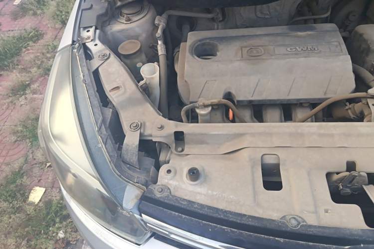 Used Great Wall M4 2012 1.5L Manual Comfort Version Engine Bay Right