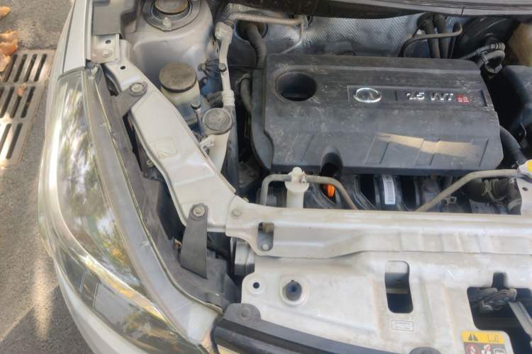 Used Great Wall M4 2012 1.5L Manual Comfort Version Engine Bay Right