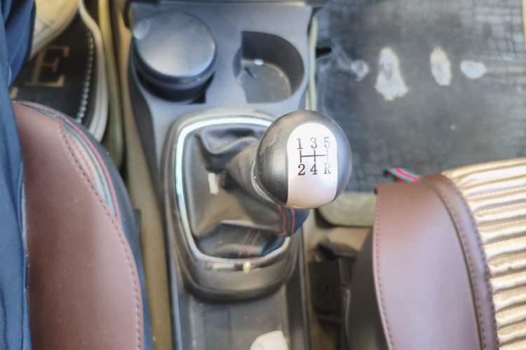 Used Great Wall M4 2012 1.5L Manual Luxury Version Gear Lever