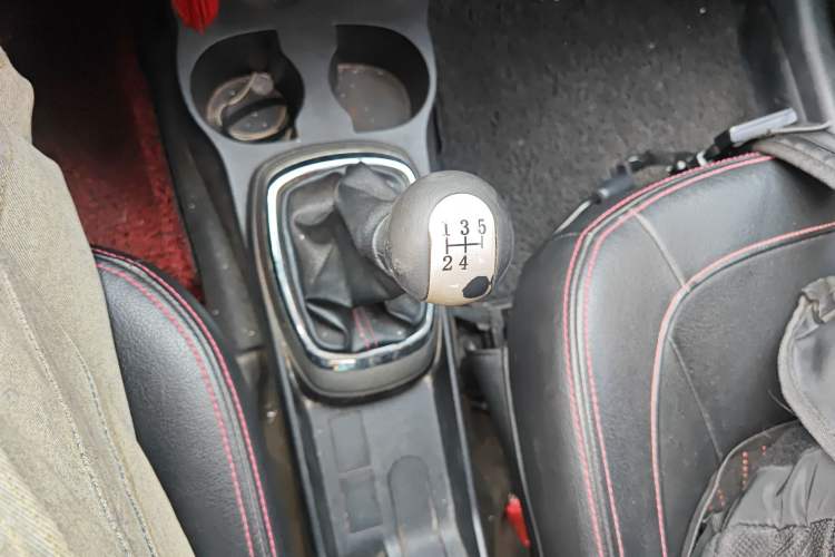 Used Great Wall M4 2012 1.5L Manual Luxury Version Gear Lever