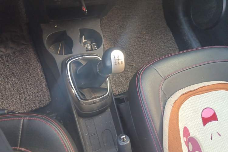Used Great Wall M4 2012 1.5L Manual Comfort Version Gear Lever