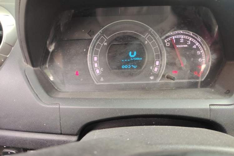 Used Great Wall M4 2012 1.5L Manual Comfort Version Odometer Close Up