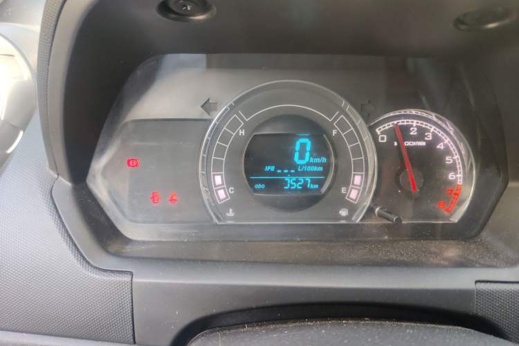 Used Great Wall M4 2012 1.5L Manual Comfort Version Odometer Close Up