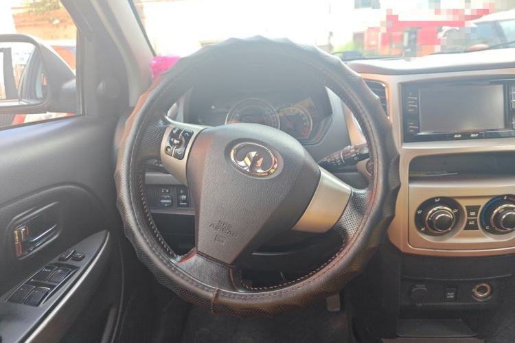 Used Great Wall M4 2012 1.5L Manual Luxury Version Steering Wheel