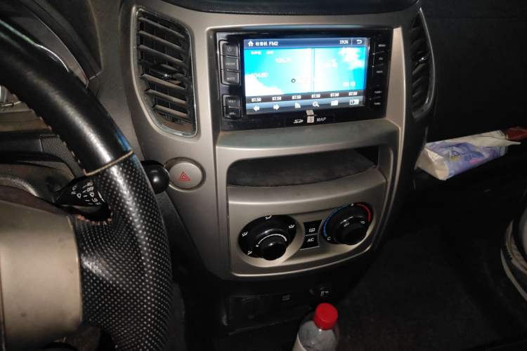 Used Great Wall M4 2012 1.5L Manual Luxury Version Audio And AC Panel