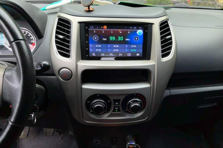 Used Great Wall M4 2012 1.5L Manual Luxury Version Audio And AC Panel