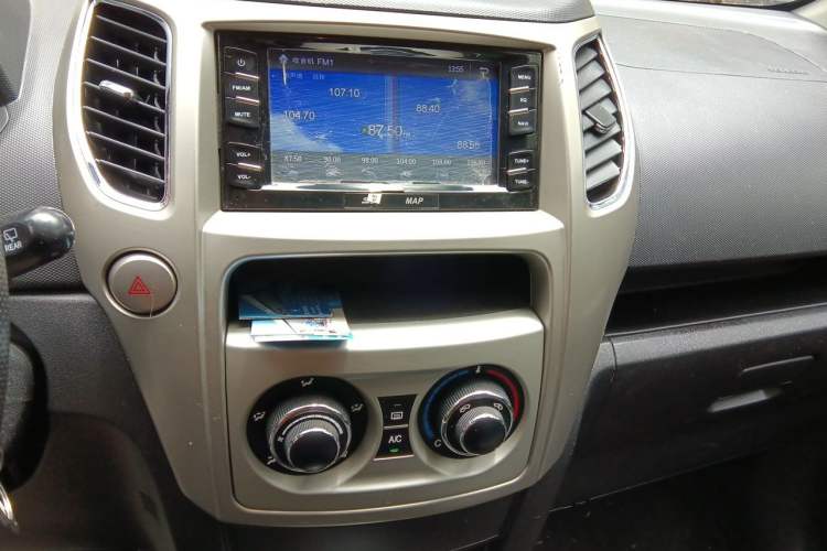 Used Great Wall M4 2012 1.5L Manual Luxury Version Audio And AC Panel