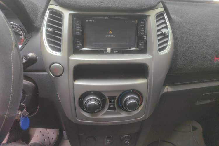Used Great Wall M4 2012 1.5L Manual Luxury Version Audio And AC Panel
