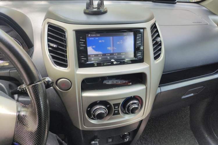 Used Great Wall M4 2012 1.5L Manual Luxury Version Audio And AC Panel