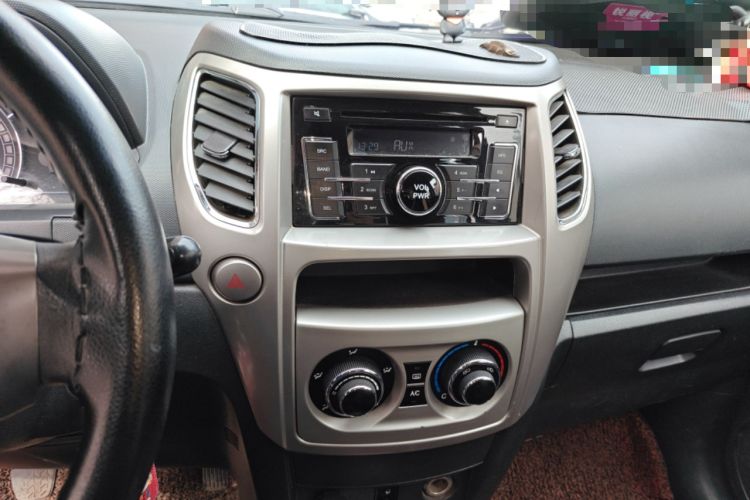 Used Great Wall M4 2012 1.5L Manual Luxury Version Audio And AC Panel
