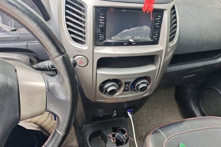Used Great Wall M4 2012 1.5L Manual Luxury Version Audio And AC Panel