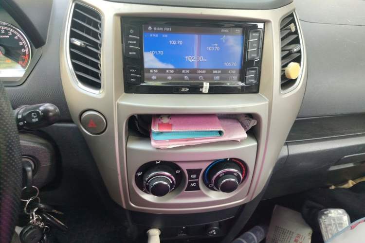 Used Great Wall M4 2012 1.5L Manual Luxury Version Audio And AC Panel