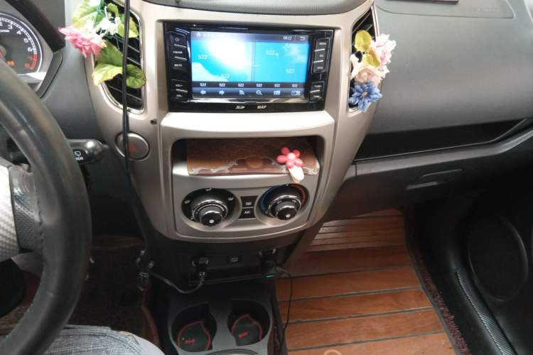 Used Great Wall M4 2012 1.5L Manual Luxury Version Audio And AC Panel