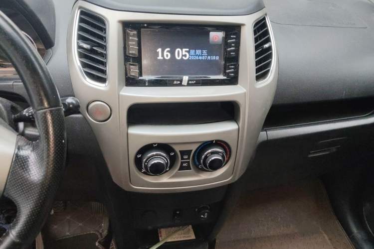 Used Great Wall M4 2012 1.5L Manual Luxury Version Audio And AC Panel