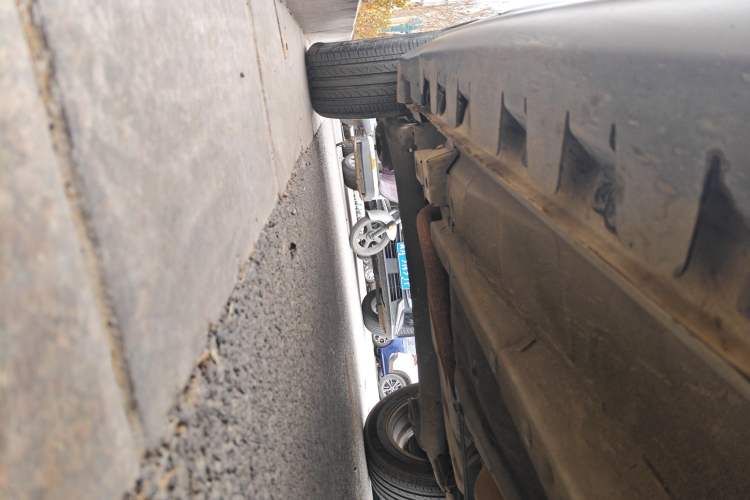 Used Great Wall M4 2012 1.5L Manual Comfort Version Chassis Front Right